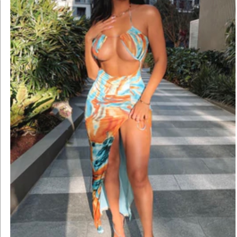 Fashion nova Aurora maxi dress